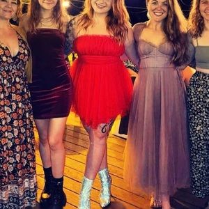 Selfie Leslie 	Fayette Strapless Mesh Mini Dress Red